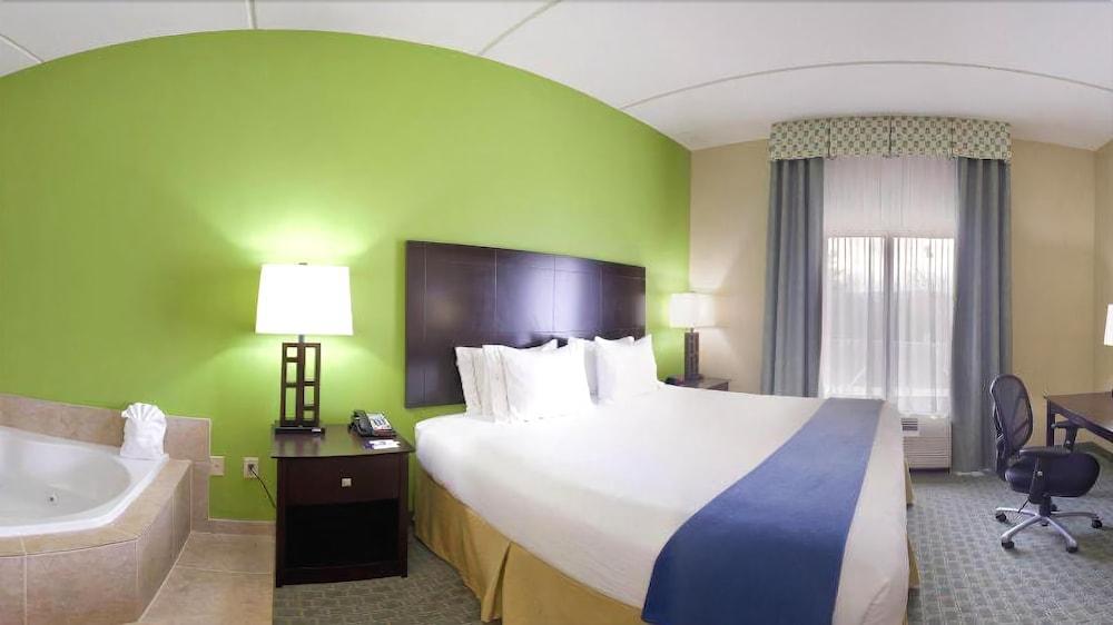 Holiday Inn Express Hotel & Suites Newport South By Ihg Экстерьер фото