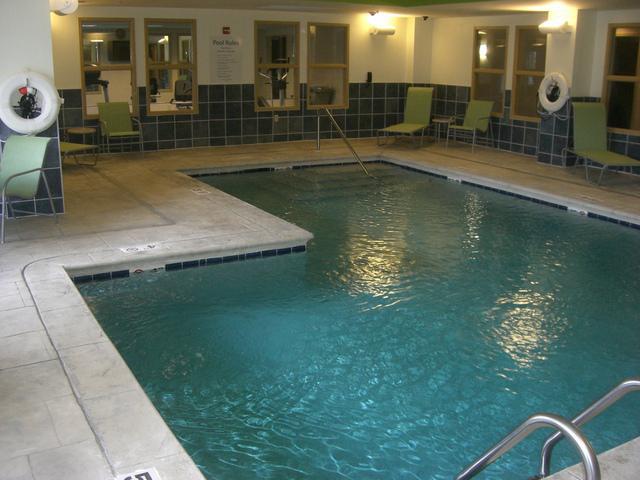 Holiday Inn Express Hotel & Suites Newport South By Ihg Экстерьер фото