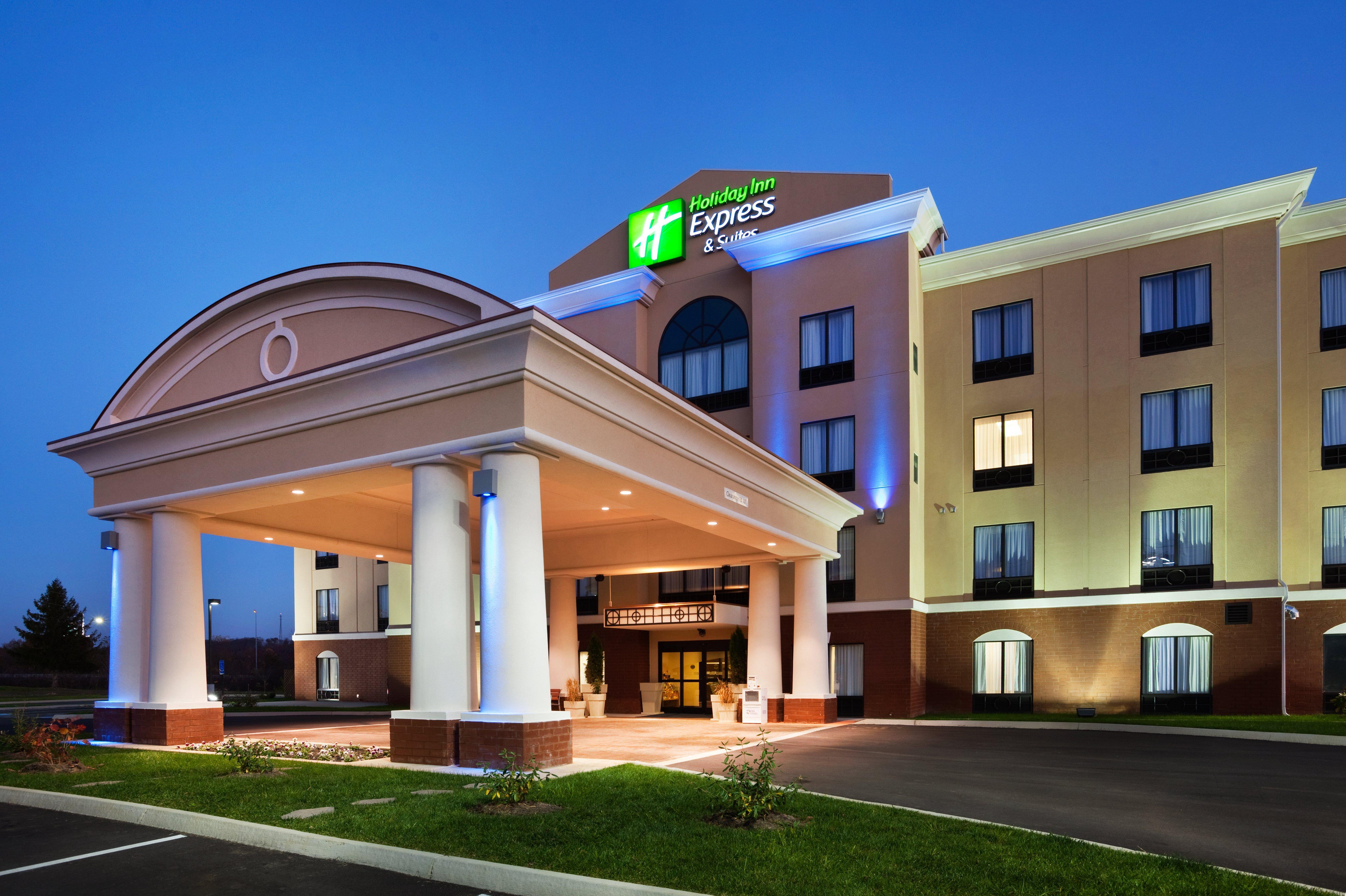 Holiday Inn Express Hotel & Suites Newport South By Ihg Экстерьер фото
