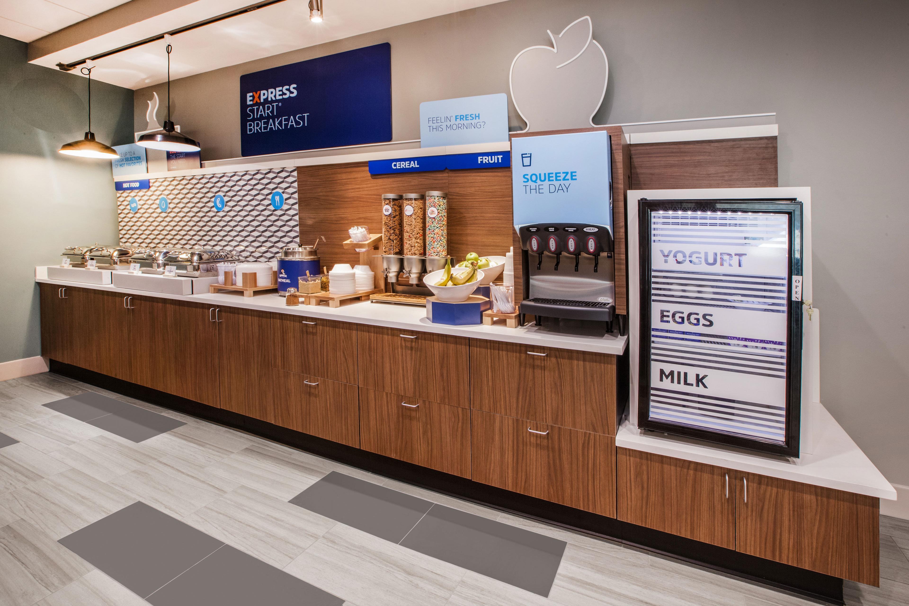 Holiday Inn Express Hotel & Suites Newport South By Ihg Экстерьер фото