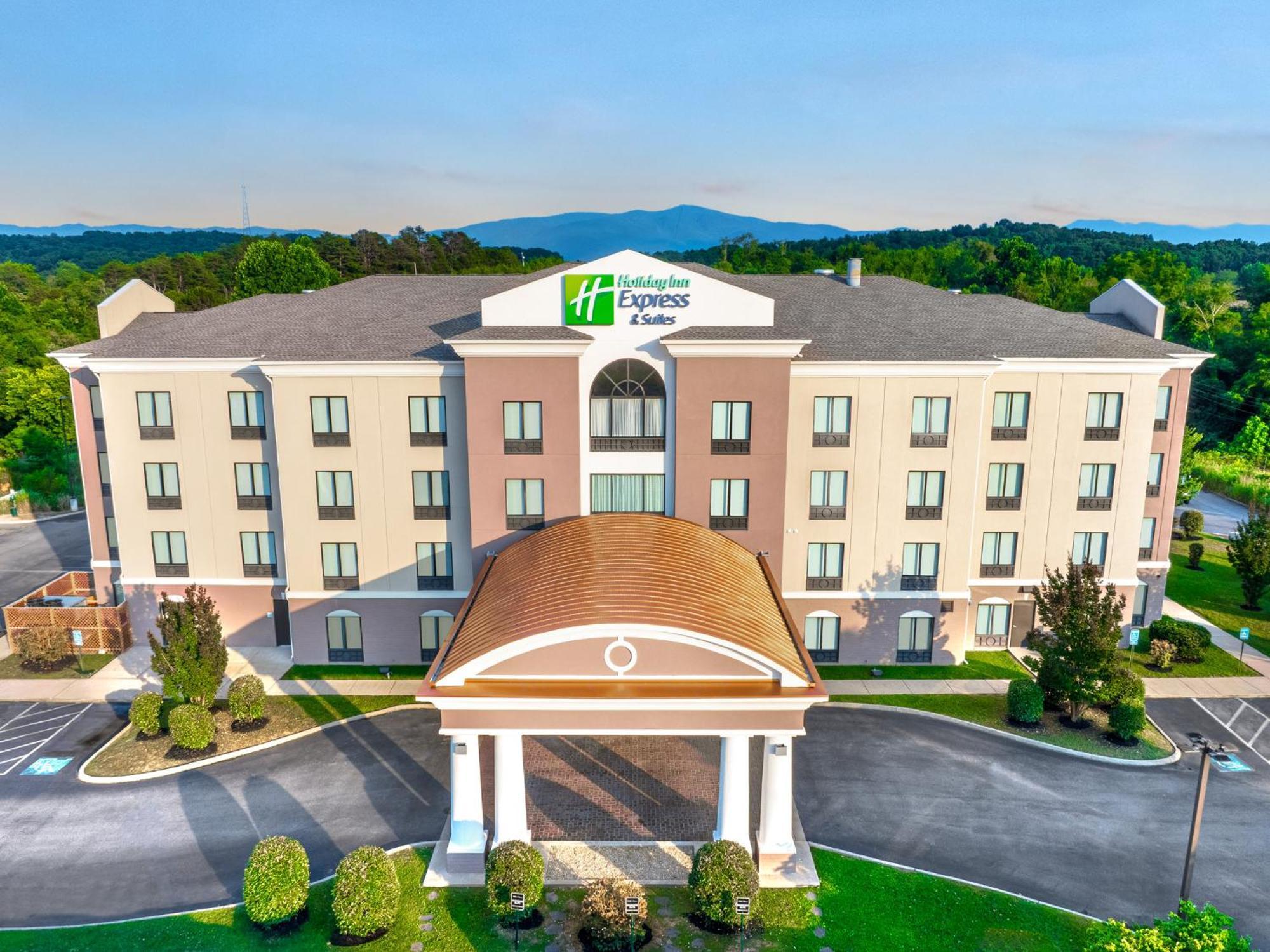 Holiday Inn Express Hotel & Suites Newport South By Ihg Экстерьер фото