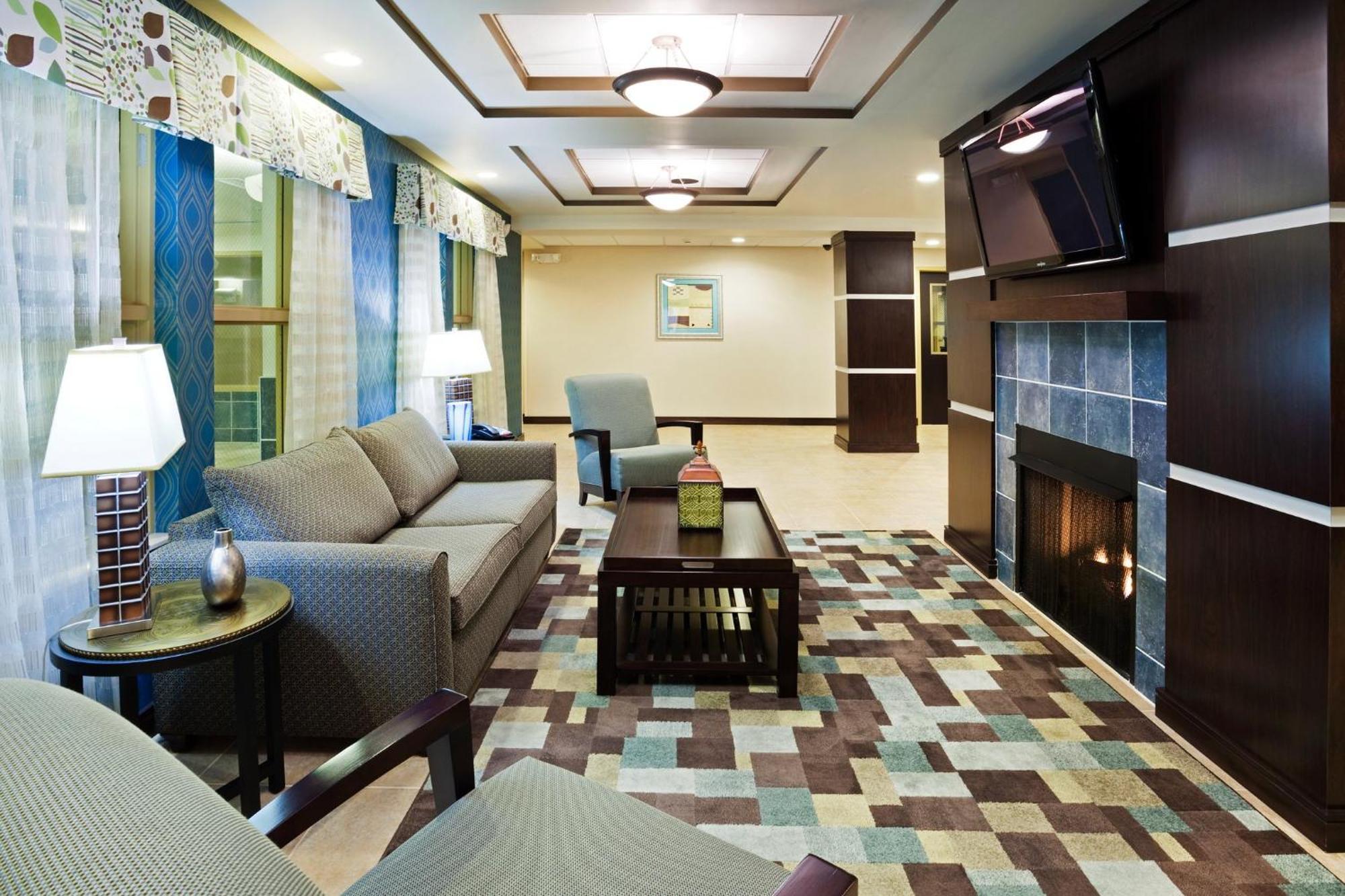 Holiday Inn Express Hotel & Suites Newport South By Ihg Экстерьер фото